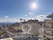 Grand studio + coin nuit + grande terrasse vue mer