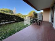 Grand studio en rez de jardin