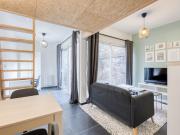 Grand studio meublé avec terrasse