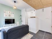 Grand studio meublé avec terrasse