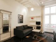 GRAND STUDIO MEUBLÉ RÉNOVÉ AU COEUR DU MARAIS