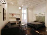 GRAND STUDIO MEUBLÉ RÉNOVÉ AU COEUR DU MARAIS