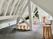 Grand studio rue du Bac !