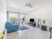 Grand T1 Meublé avec Terrasse et Vue Dégagée – Dernier...