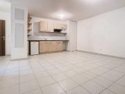 Grand T2 dans résidence sécurisée avec parking...