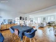 Grand T5 avec garage en hyper centre