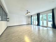 Grand T5 de 116m2 proche Centre ville Terrasse & Parking...
