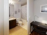 Grand Trunk E 1 Bedroom + Den Fully Furnished Apartment