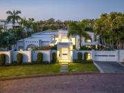 Grand Waterfront Sanctuary on Prestigious Anchorage Terrace