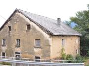 Grande casa con giardino, stalla e rustico da...
