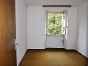 Grande casa ticinese da ristrutturare si 3 piani con...