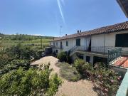 Grande cascina con terreno a 10 km da Acqui Terme 350m²...