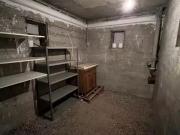 Grande cave dans résidence sécurisée