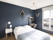 Grande chambre avec accès au balcon LY018