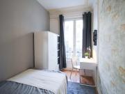 Grande chambre lumineuse 14m² PA57