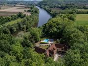 Grande demeure périgourdine avec vue sur la Dordogne...