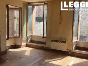 SOUS OFFRE Grande habitation en pierre comprenant 2 et...