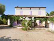 Grande maison aux Viougues avec joli terrain à Salon de Pro