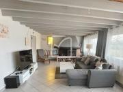 Grande maison dans un cadre paisible