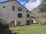 Grande maison de village du 18 ° avec jardin