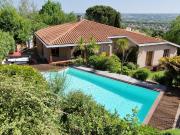 Grande maison familiale 6 pièces avec piscine et vue...