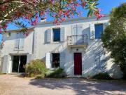 Grande maison familiale avec 6 chambres jardin et piscine