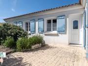 Grande maison proche des marais et du village de La Gachère