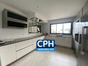 Grande Maison récente sur Sceaux avec de très belles prestat