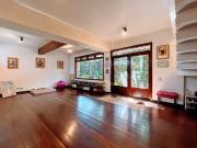 Grande oportunidade: casa histórica e impecavelmente...