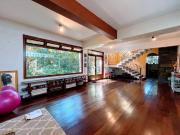 Grande oportunidade: casa histórica e impecavelmente... Grande oportunidade: casa histórica e impecavelmente...