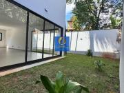 Grande oportunidade pertinho da praia de Boissucanga