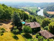Grande propriété isolée avec gîte sur 6.5 ha Vallée du...