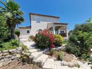 Grande villa parfaitement entretenue avec vue