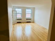 Grands 41/2 rénovés et lumineux