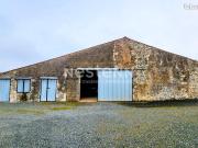 Grange 1 pièce 102 m²