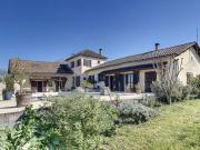 Maison 9 pièces 235 m²