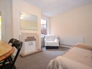 Grange, Reading RG6, 4 bed shared accommodation to rent,...