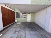 GRANJAS SAN ISIDRO, A 7 MINUTOS DE CU, CASA SOLA