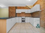 Granny Flat/26 Kirrang Dr, Medowie NSW 2318 Apartment...