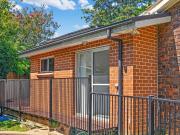 Charming Granny Flat Electricity & Water Included