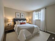 Grant Manor 2 Bedroom Apartment for Rent at 9120 149 St...