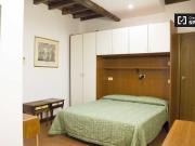 Grazioso monolocale in affitto nel centro storico di Roma