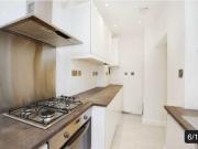 Great 2 DB bed garden flat In Wapping E1W