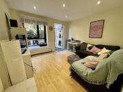 Great 3 Bedroom 2 Bathroom with Garden Flat N5