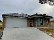 Great 3 bedroom home with lockup garage
