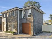 Great 4 Bedroom Home Fantastic Location!