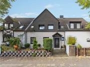 Great and quiet home in vibrant neighbourhood