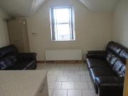 Great Apartment, 165f University Street, Queens Quarter,...