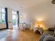 Great apartment with small terrace in perfect location...