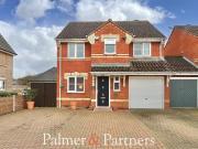 Great Blakenham, Plummers Dell, Ipswich, 4 Bedroom Link